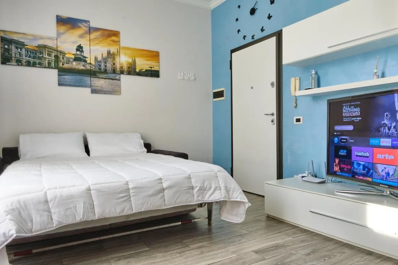 Appartamento [Milano - Como] Elegante Casa con Ampio Terrazzo Giussano 0*,